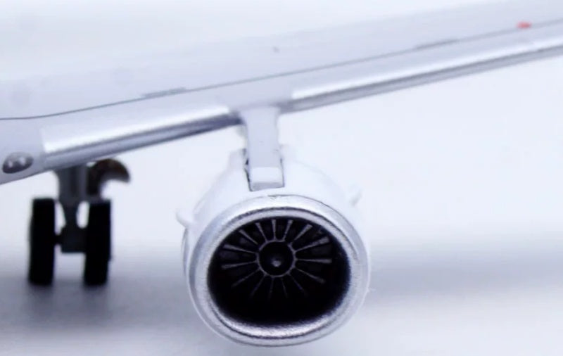 JC Wings 1:200 E-FREIGHTER ERJ-190F N986TA  DIECAST Model