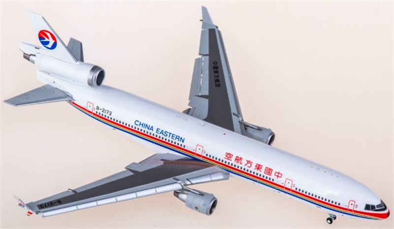 Hxmodels China Eastern Airlines McDonnell Douglas MD-11F B-2173 flaps down 1:400 Diecast Model view 1