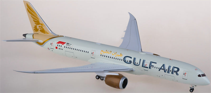 JC Wings Gulf Air Boeing 787-9 Dreamliner A9C-FB 1:200 Diecast Model view 2