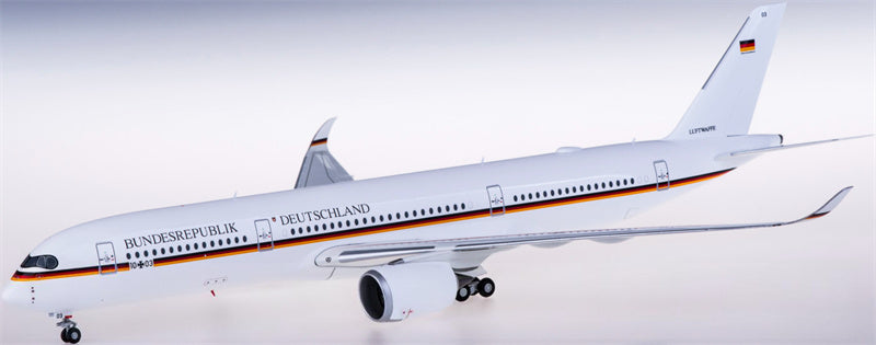 Herpa Luftwaffe Airbus A350-900 10+03 1:200 ABS Model view 1