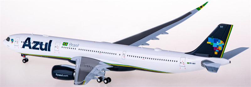 Herpa Azul Airbus A330-900neo PR-ANY 1:200 ABS Model view 2