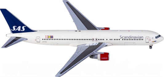 JC Wings SAS Boeing 767-300ER LN-RCG 1:400 Diecast Model view 1