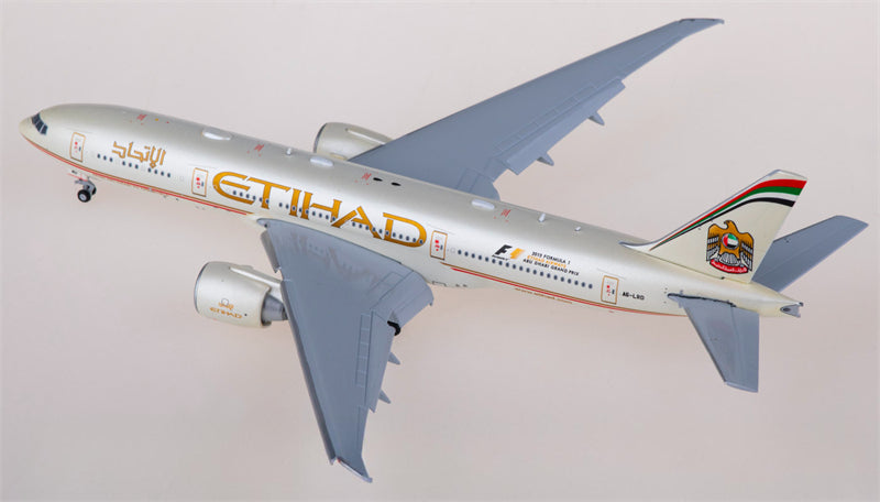 JC Wings Etihad Airways Boeing 777-200LR A6-LRD Flaps Down 1:400 Diecast Model view 2