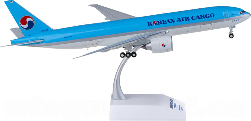 JC Wings Korean Air Cargo Boeing 777-200LRF HL8077 1:200 Diecast Model view 2