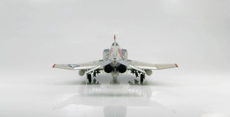 HOBBY MASTER USN F-4B VF-51 CAG Bird of CVW-15 1:72 Model   USS Coral Sea Screaming Eagles NL100 / 3009