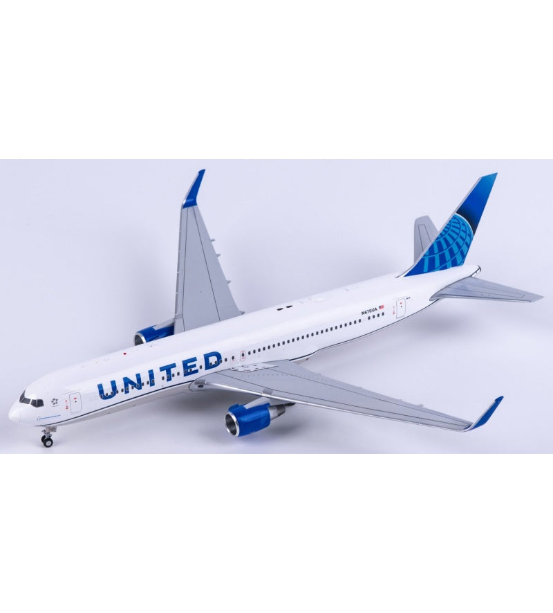 Geminijets 1:200 United Airlines Boeing 767-300ER N670UA  DIECAST Model