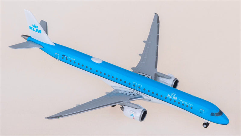 Herpa 1:500 KLM Embraer ERJ-195-E2 PH-NXM Model