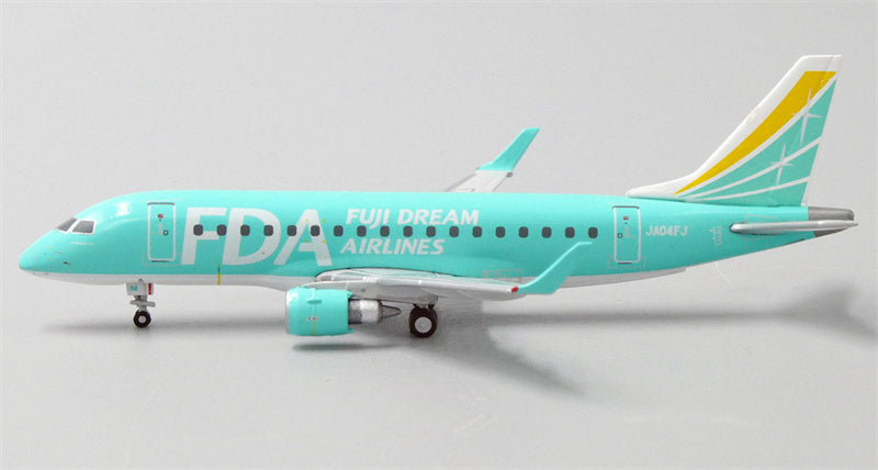 JC Wings 1:400 Fuji Dream Airlines Embraer ERJ-170-100STD JA04FJ Model