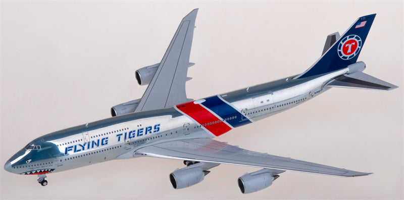 JC Wings Flying Tigers Boeing 747-8 N748FT 1:400 Diecast Model view 2