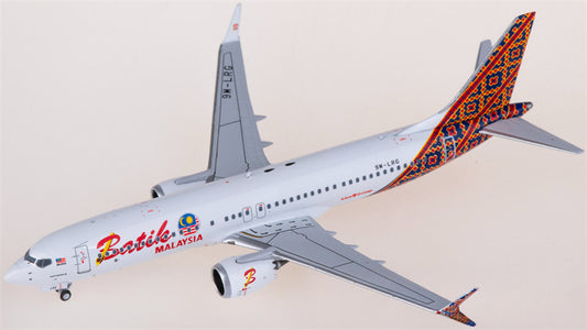 NG Models Batik Air Boeing 737 MAX 8 9M-LRG 1:400 Diecast Model view 1