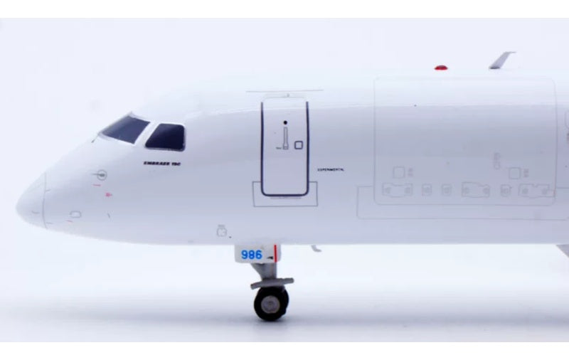 JC Wings 1:200 E-FREIGHTER ERJ-190F N986TA  DIECAST Model