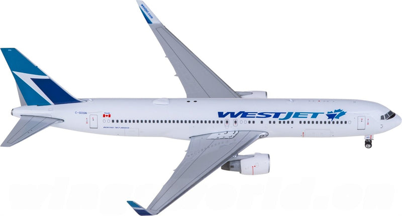 Phoenix WestJet Boeing 767-300ER C-GOGN 1:400 Diecast Model view 4