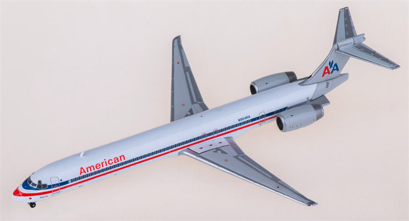 Geminijets American Airlines McDonnell Douglas MD-90 N904RA 1:400 Diecast Model view 2