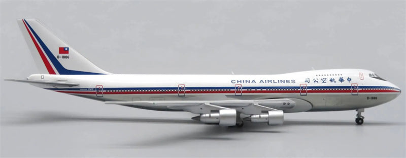 Apollo 1:400 China Airlines B747-200 B-1886 belly polishing DIECAST Aircraft Model