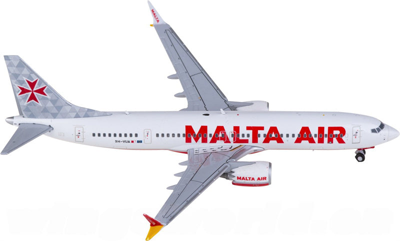 JC Wings Malta Air Boeing 737 MAX 8 9H-VUA 1:400 Diecast Model view 1