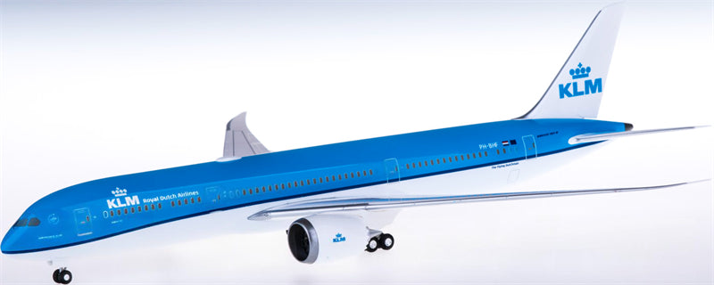 Hogan KLM Boeing 787-9 PH-BHF 1:200 ABS Model view 1