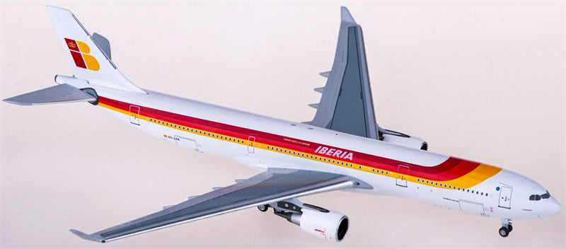 AeroClassics Iberia Airbus A330-300 EC-LXK 1:400 Diecast Model view 1