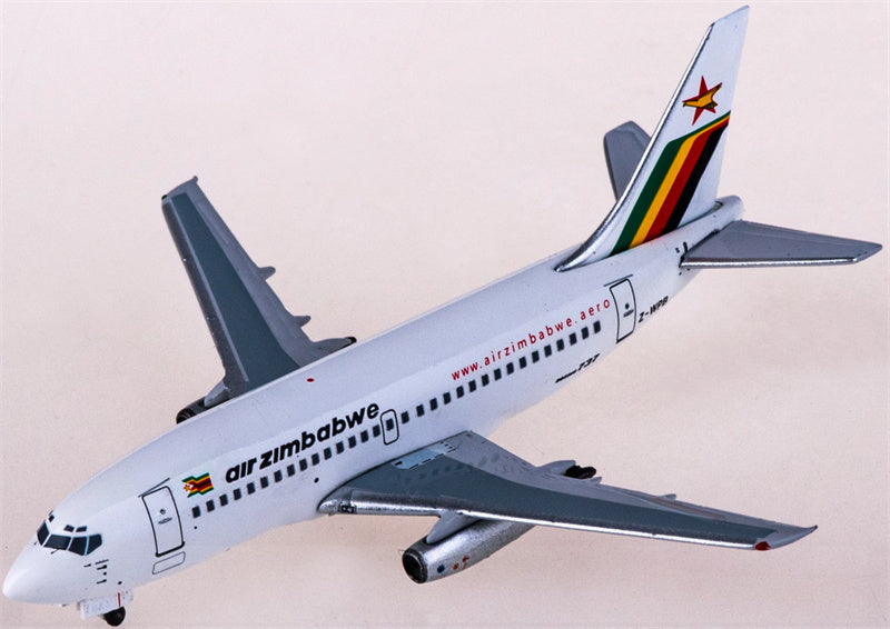 AeroClassics Air Zimbabwe Boeing 737-200 Z-WPB 1:400 Diecast Model view 2