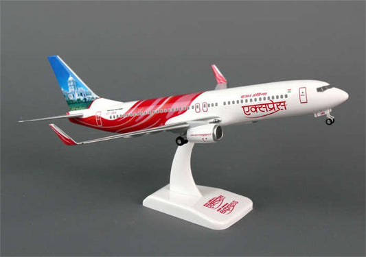 Hogan Air India Express Boeing 737-800 VT-AXN 1:200 ABS Model view 1