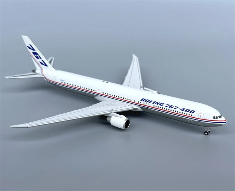 Patriot Boeing 767-400ER N76400 Original paint 1:400 Diecast Model view 1