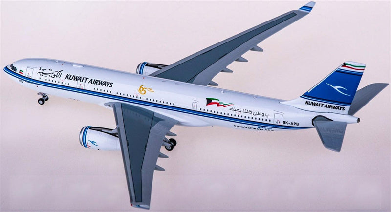 NG Models Kuwait Airways Airbus A330-200 9K-APB 1:400 Diecast Model view 2
