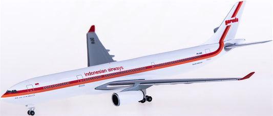 Herpa Garuda Indonesian Airways Airbus A330-300 PK-GHD Retro Painting 1:500 Diecast Model view 1