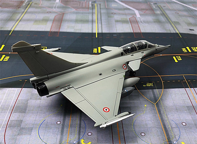FLOZ French Rafale B Multi purpose Fighter 1:72 Aircraft Pre-built Model