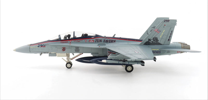 HOBBY MASTER US Marines F/A-18D VMFA-112 1:72 Model 2025 US Marines 250 Years 164874