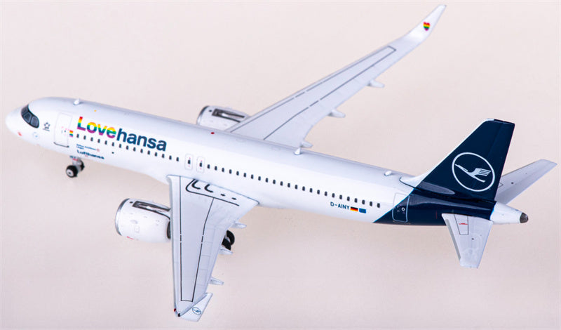 Phoenix Lufthansa Airbus A320neo D-AINY 1:400 Diecast Model view 3
