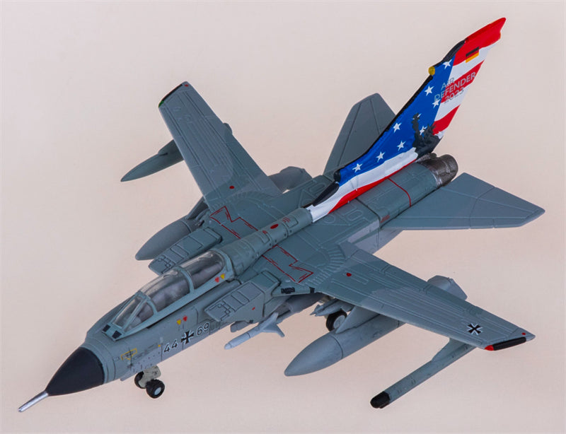 Herpa Luftwaffe for Panavia Tornado for IDS 44+69 1:200 Airplane Pre-built Airliner Model Display
