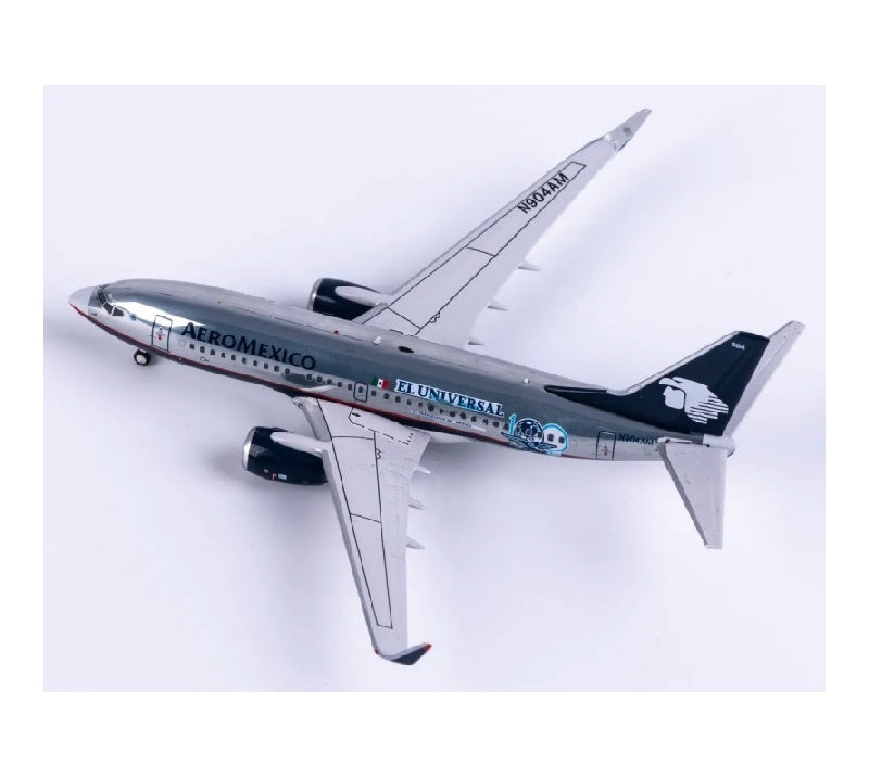 Panda Model 1:400 Aeromexico Boeing 737-700 N904AM  DIECAST Model