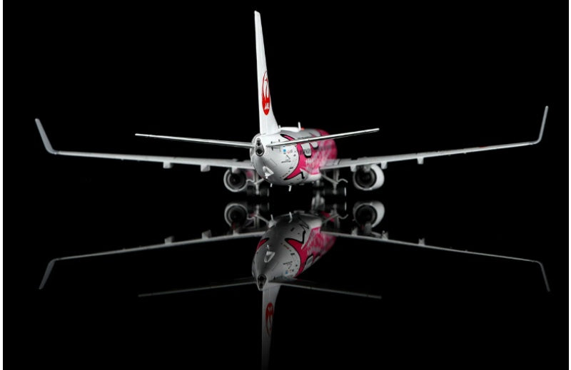 SQ Wings 1:200 Japan Transocean Air B737-800 JA06RK Standard Edition DIECAST Model