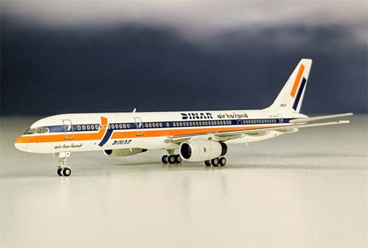 NG Models 1:400 Air Holland Boeing 757-200 PH-AHE  DIECAST Model