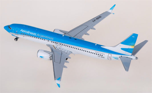 JC Wings Aerolineas Argentinas Boeing 737 MAX 8 LV-GVD 1:400 Diecast Model view 1