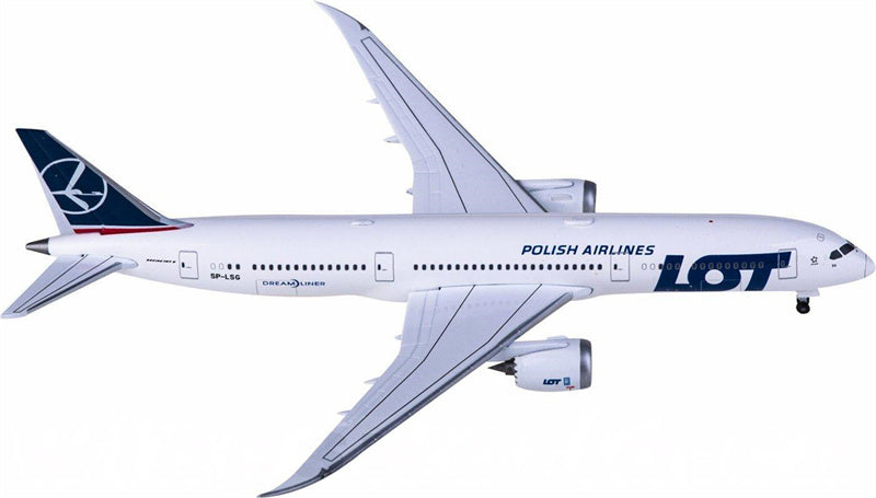 Herpa LOT Boeing 787-9 Dreamliner SP-LSG 1:500 Diecast Model view 2