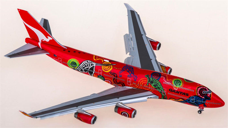 HX Models 1:400 Qantas Boeing 747-400 VH-OJB Flaps down Model