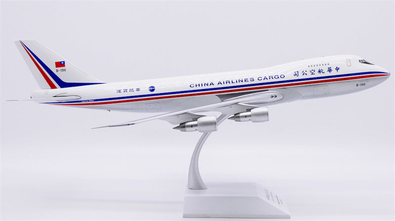 JC Wings 1:200 China Airlines cargo Boeing 747-200F B-198 Diecast Model view 3