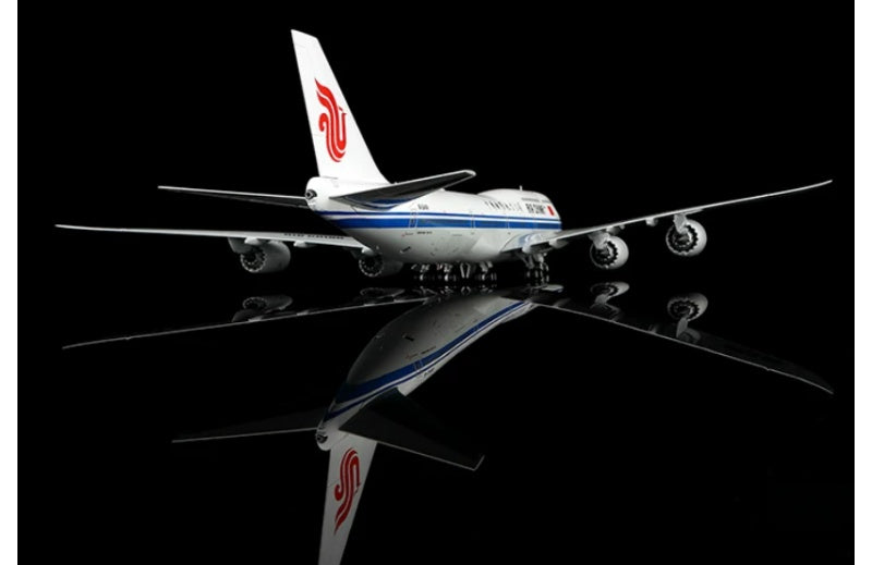 SQ Wings 1:200 Air China B747-8I B-2486 Standard Edition DIECAST Model
