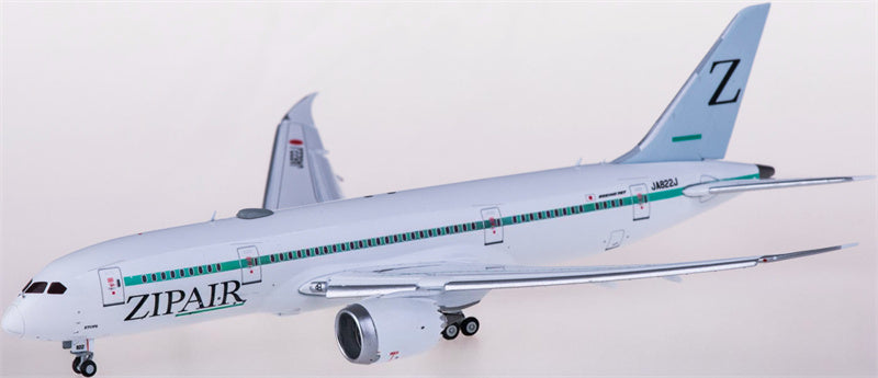 JC Wings ZIPAIR Boeing 787-8 JA822J Flaps Down 1:400 Diecast Model view 1