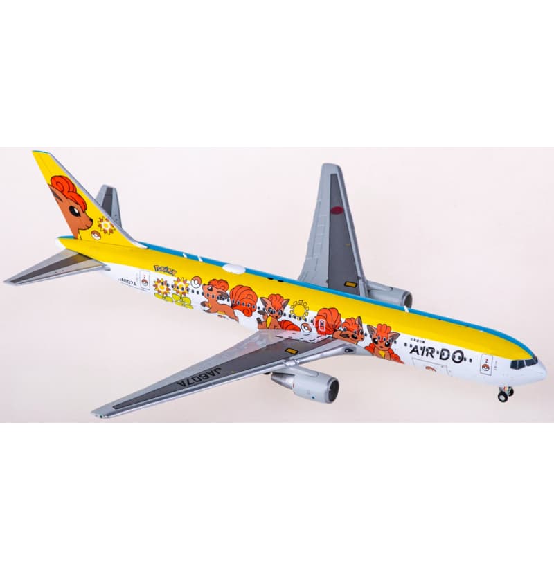 JC Wings Air Do Boeing 767-300ER JA607A 1:400 Aircraft Pre-built  Airliner Model Display