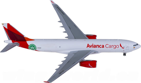 JC Wings Avianca Cargo Airbus A330-200F N332QT 1:400 Diecast Model view 1