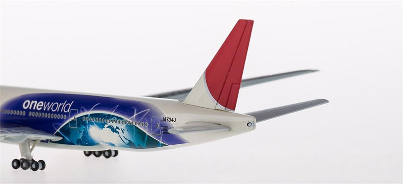 Herpa JAL Boeing 777-200ER JA704J member of oneworld 1:400 Diecast Model view 4