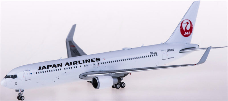 Phoenix Japan Airlines for Boeing 767-300ER JA621J 1:400 Airplane Pre-built  Airliner Model Display