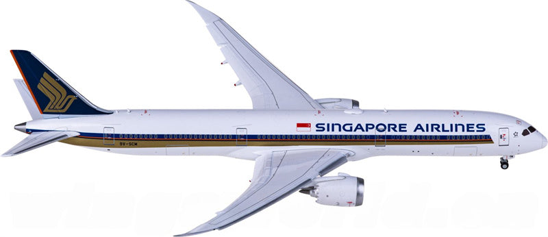 JC Wings Singapore Airlines Boeing 787-10 Dreamliner 9V-SCM Flaps Down 1:400 Diecast Model view 2