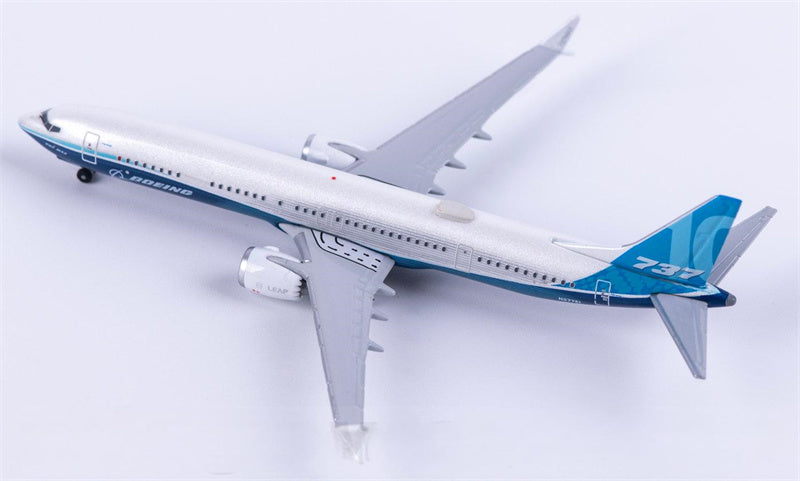 Herpa Boeing 737 Max 10 N27751 1:500 Diecast Model view 1