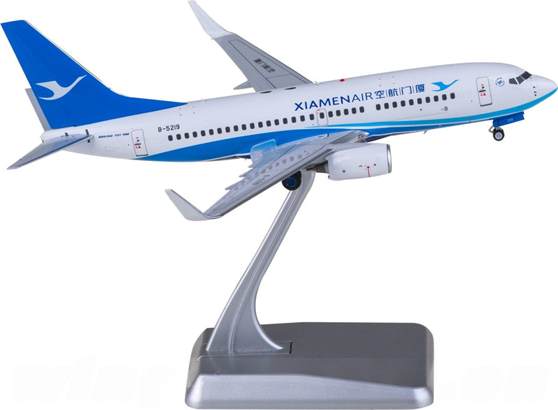 FLOZ XiamenAir Boeing 737-700 B-5219 1:200 Diecast Model view 2