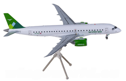 Geminijets Wideroe Embraer ERJ-190-E2 LN-WEA 1:200 Diecast Model view 1