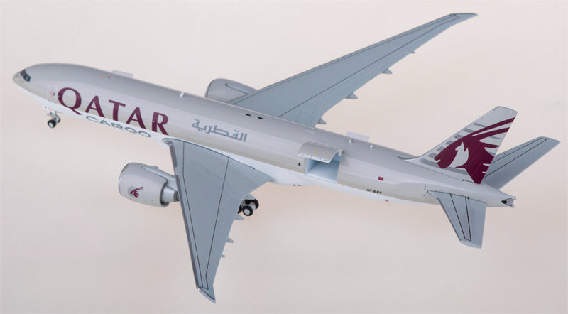 ジェミニジェッツ カタール航空カーゴ ボーイング777-200LRF A7-BFT インタラクティブシリーズ 1:400 飛行機 組み立て済み旅客機モデル ディスプレイ