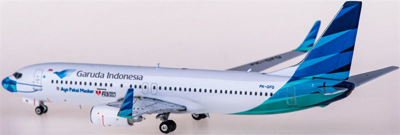 Phoenix Garuda Indonesia Boeing 737-800 PK-GFQ 1:400 Diecast Model view 3