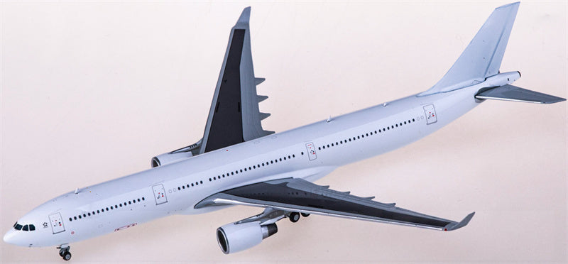 JC Wings Airbus A330-300 PW Engine Blank 1:400 Diecast Model view 1